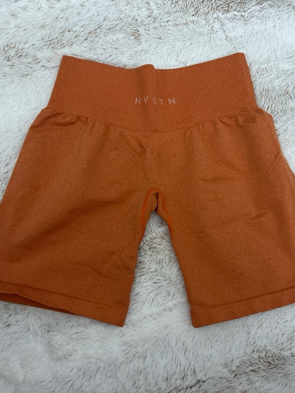 NVGTN Women’s High-Rise Bike Shorts in Rust